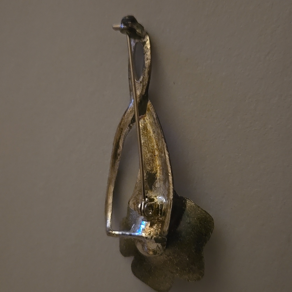 Vintage Silver and Cream Floral Brooch - Picture 6 of 6
